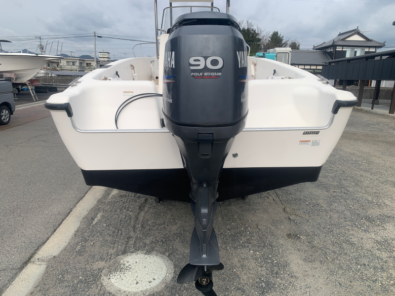 新艇中古艇販売