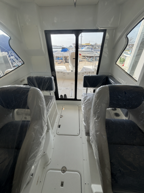 新艇中古艇販売