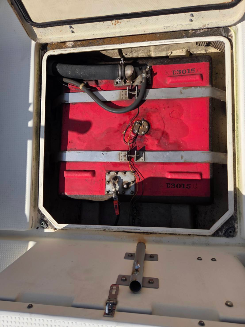 新艇中古艇販売