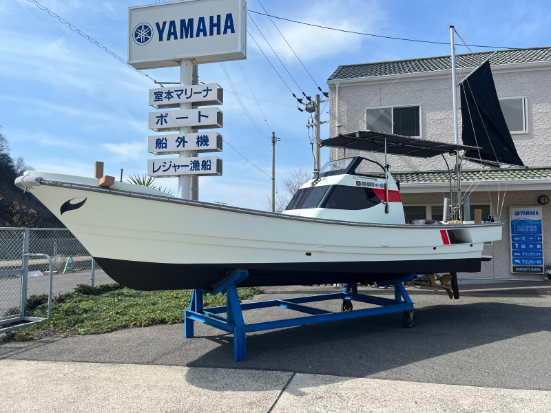 新艇中古艇販売