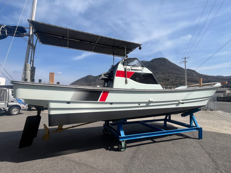 新艇中古艇販売