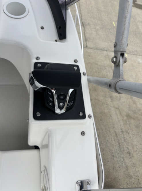 新艇中古艇販売