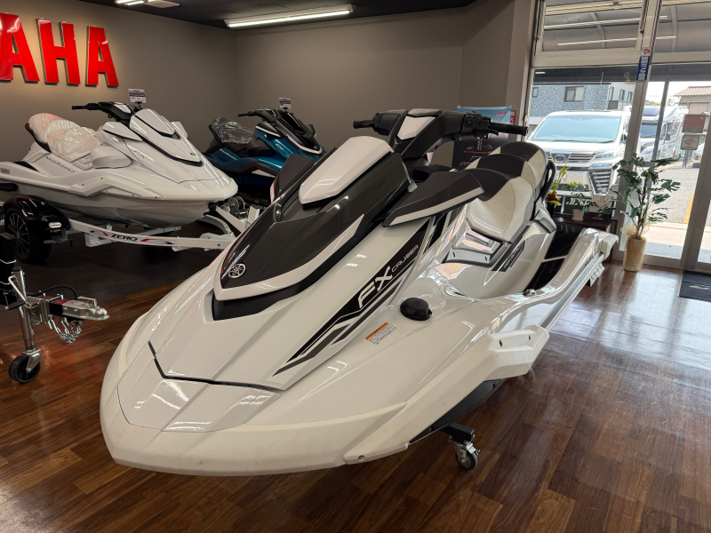 新艇中古艇販売