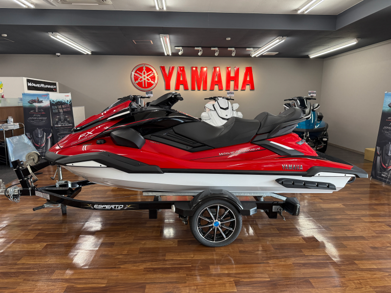 新艇中古艇販売