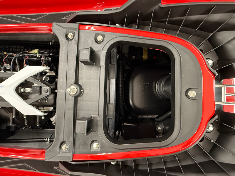 新艇中古艇販売