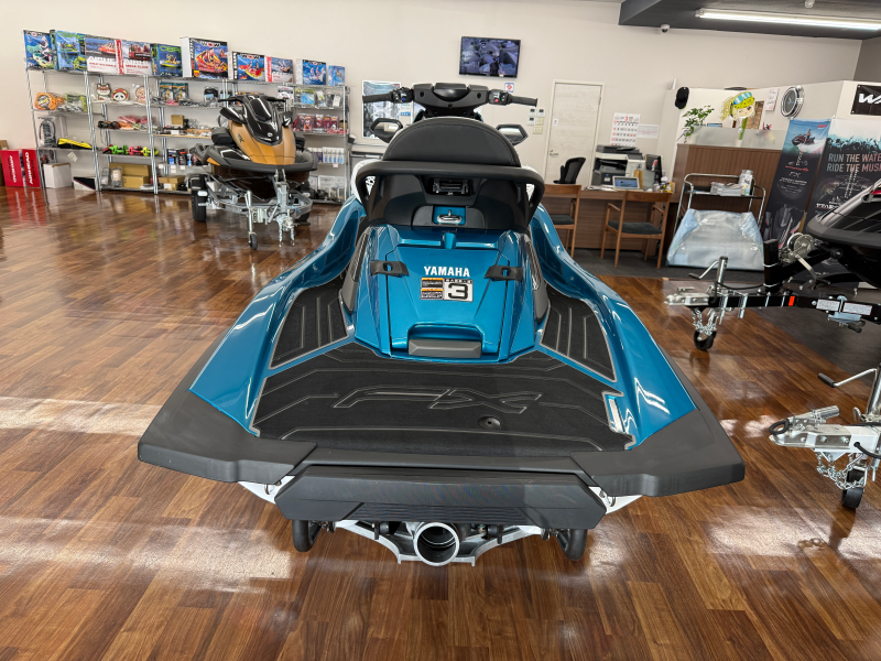 新艇中古艇販売