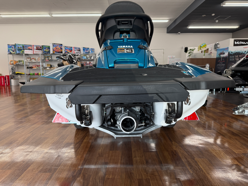 新艇中古艇販売