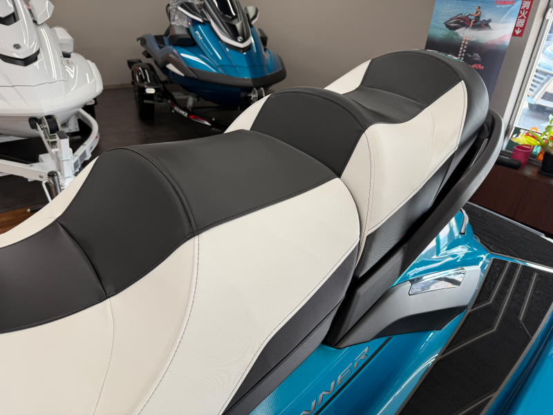 新艇中古艇販売