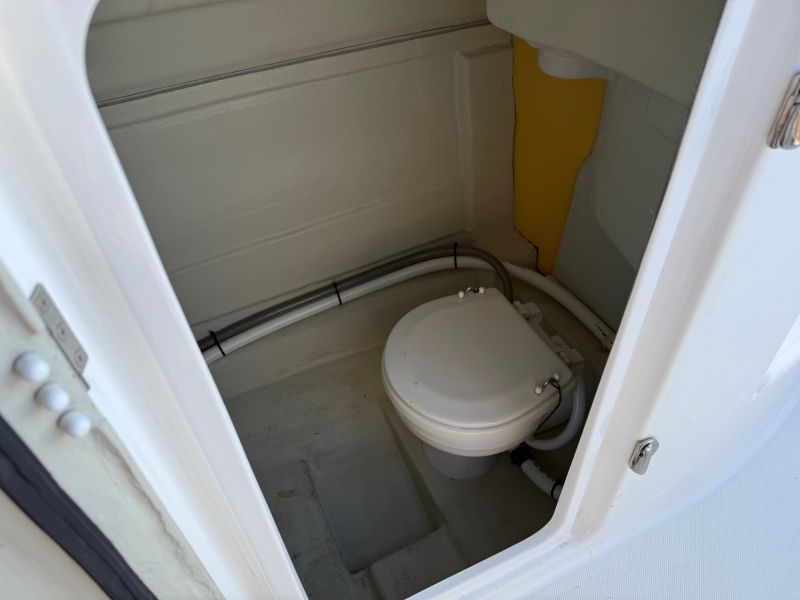 新艇中古艇販売