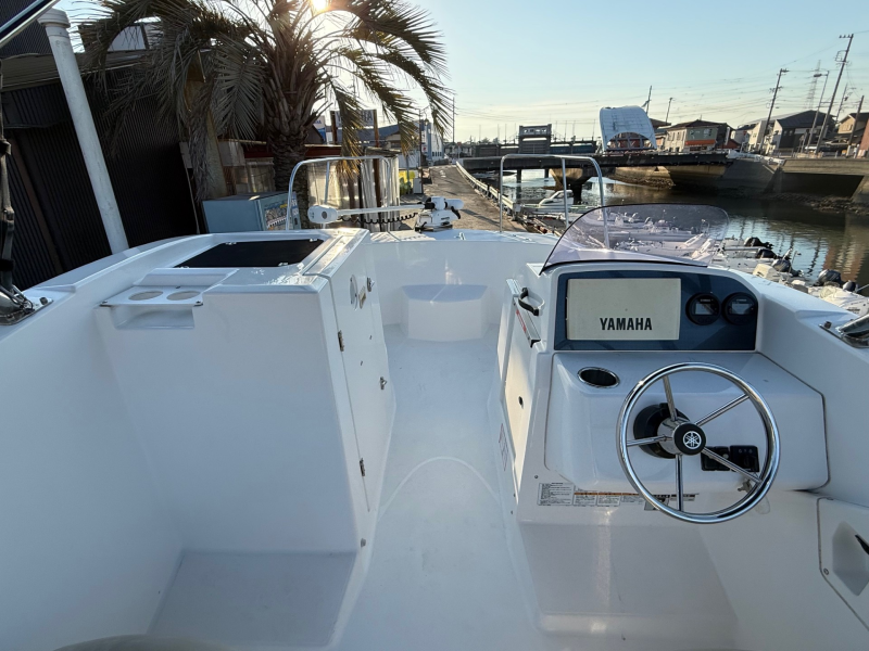 新艇中古艇販売