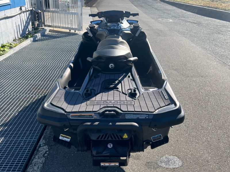 新艇中古艇販売