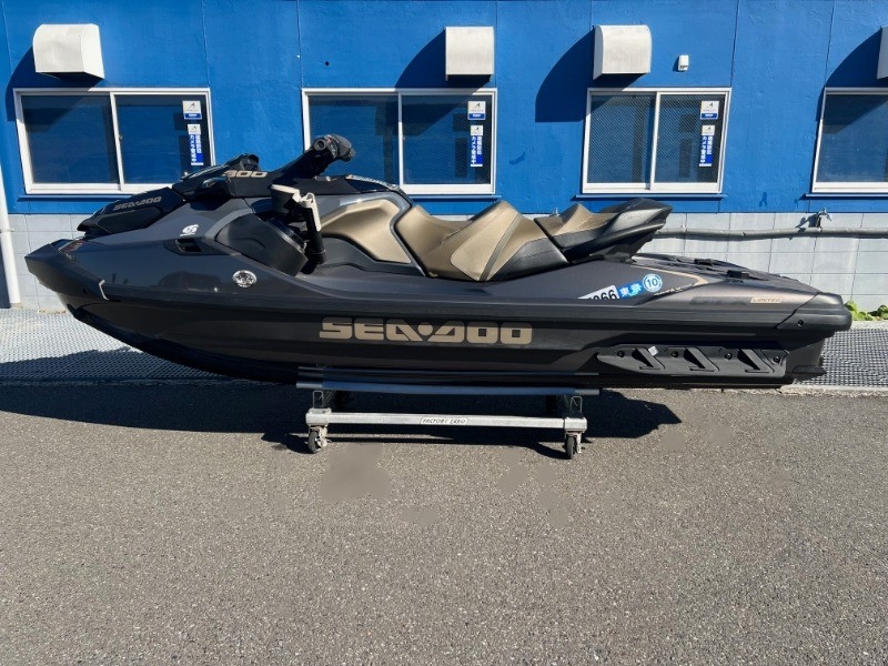 新艇中古艇販売