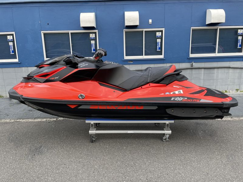 新艇中古艇販売