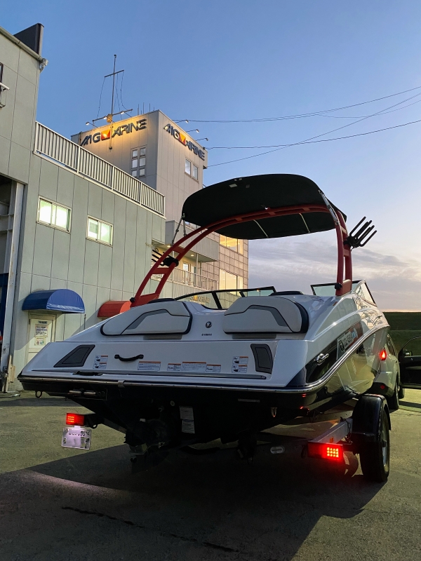 新艇中古艇販売