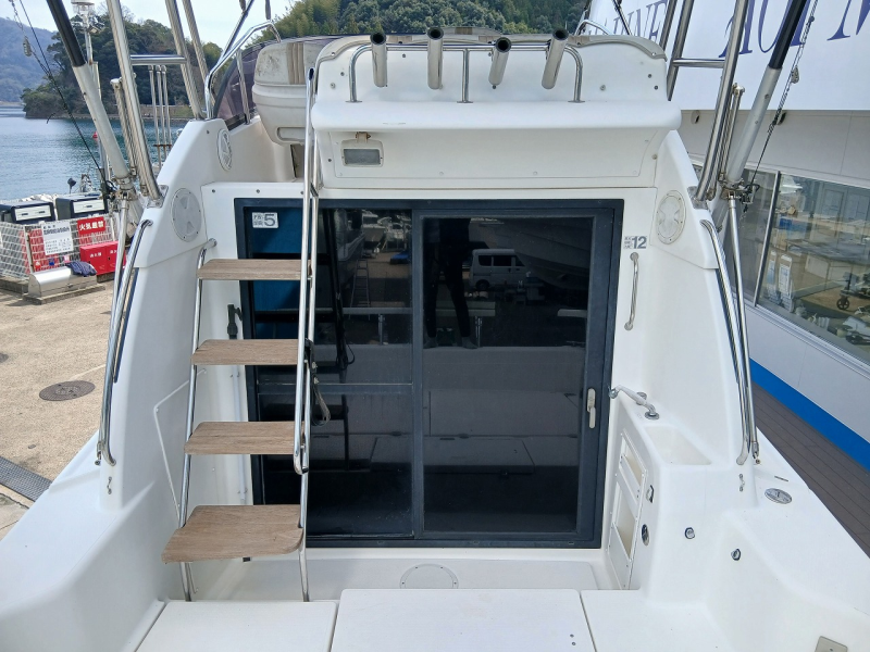 新艇中古艇販売