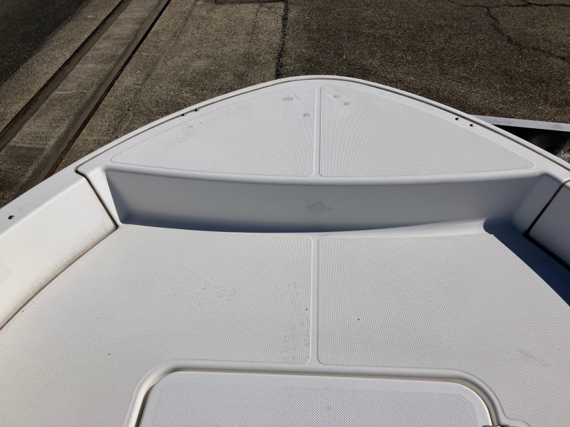 新艇中古艇販売