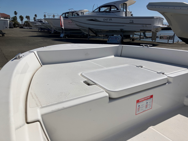 新艇中古艇販売