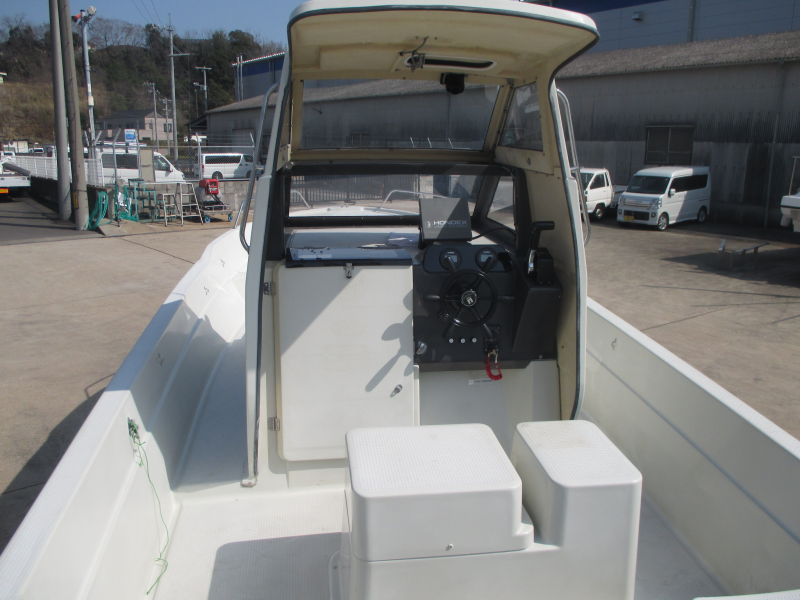 新艇中古艇販売