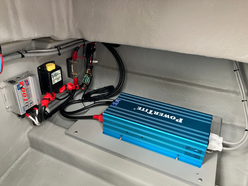 新艇中古艇販売