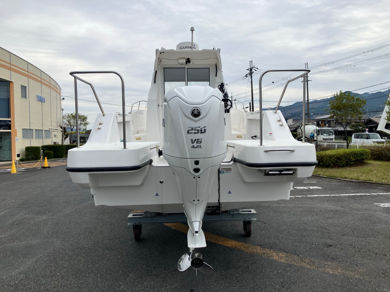 新艇中古艇販売