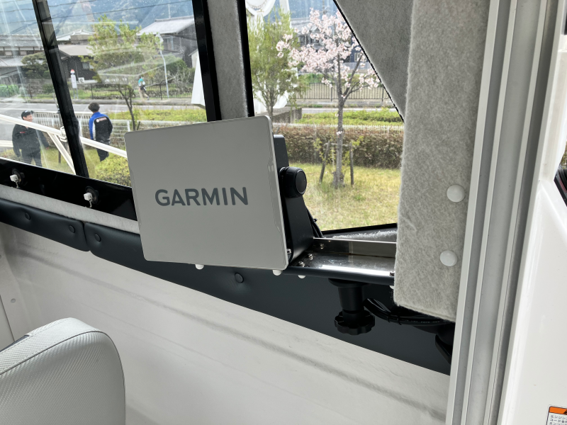 新艇中古艇販売