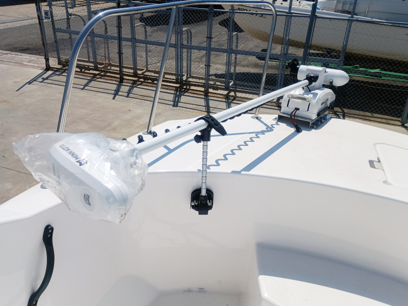 新艇中古艇販売