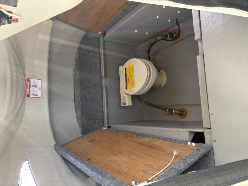 新艇中古艇販売