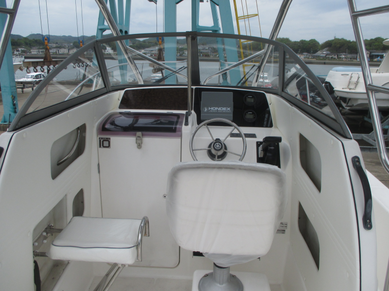 新艇中古艇販売