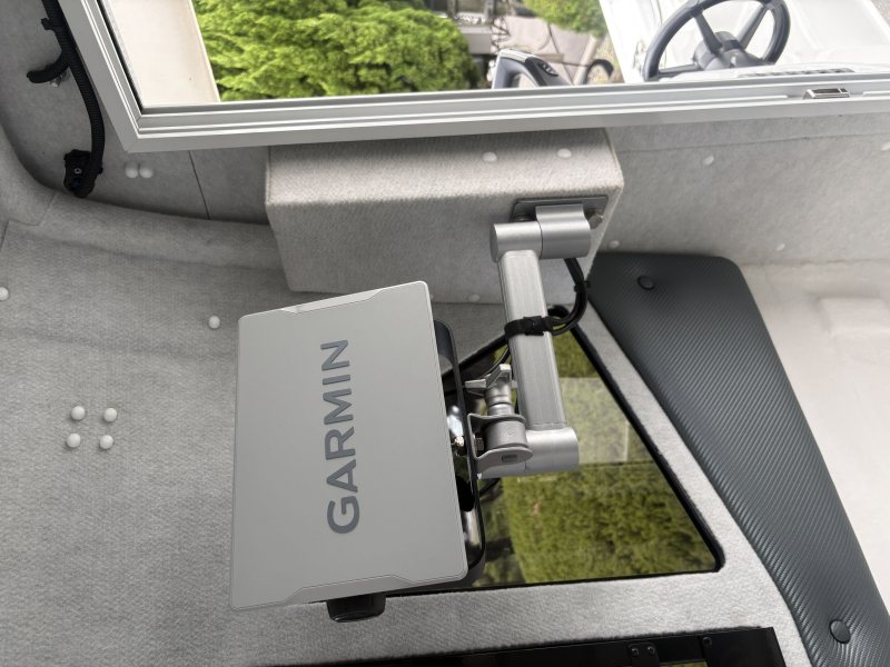 新艇中古艇販売