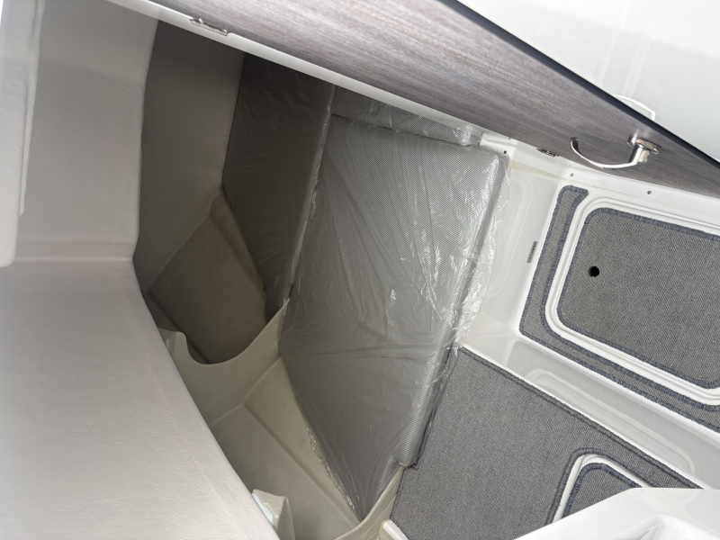 新艇中古艇販売