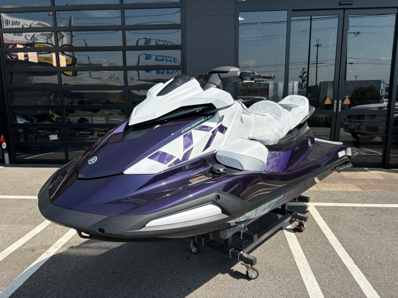 新艇中古艇販売