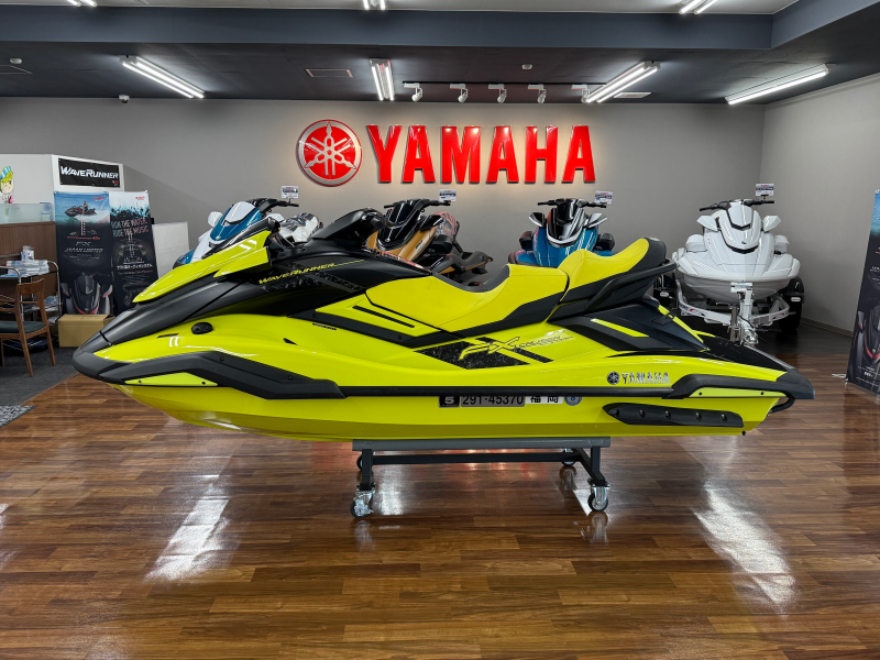 新艇中古艇販売