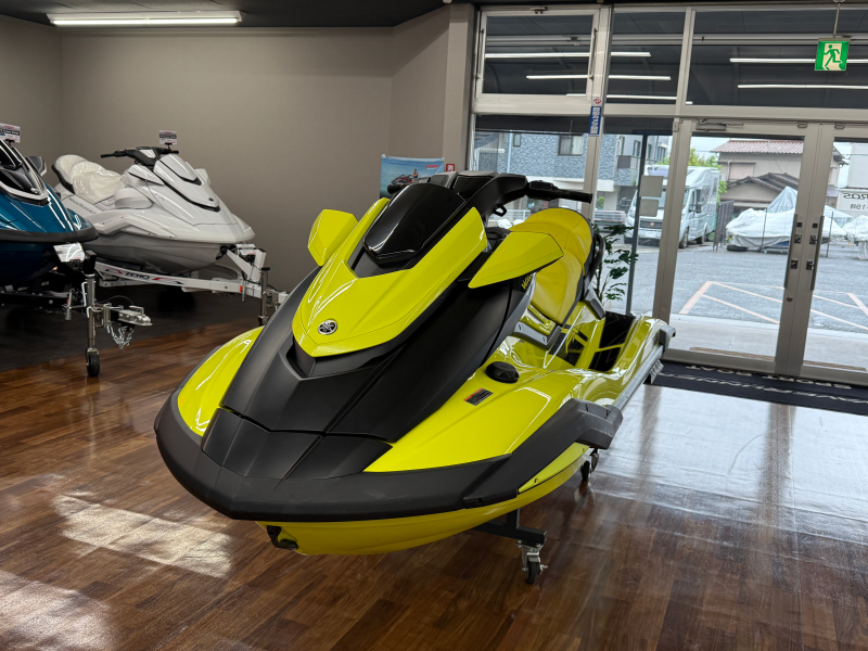 新艇中古艇販売