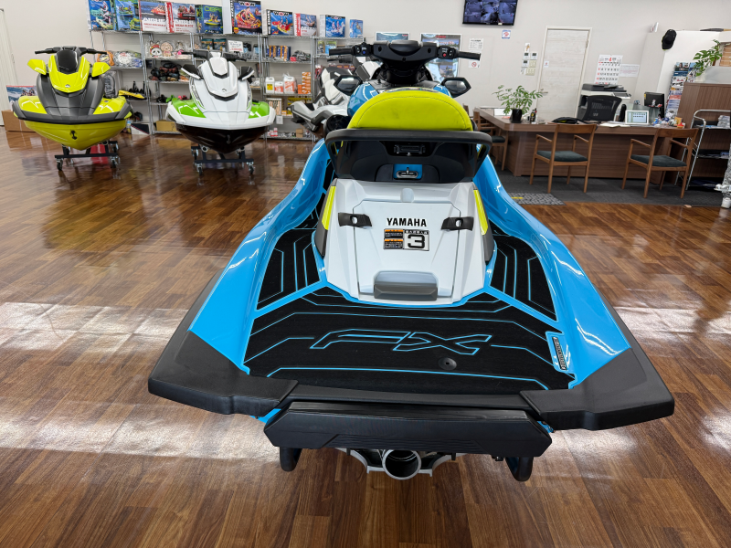 新艇中古艇販売