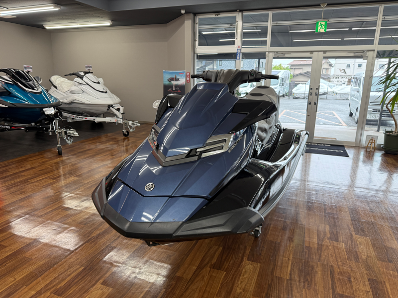 新艇中古艇販売