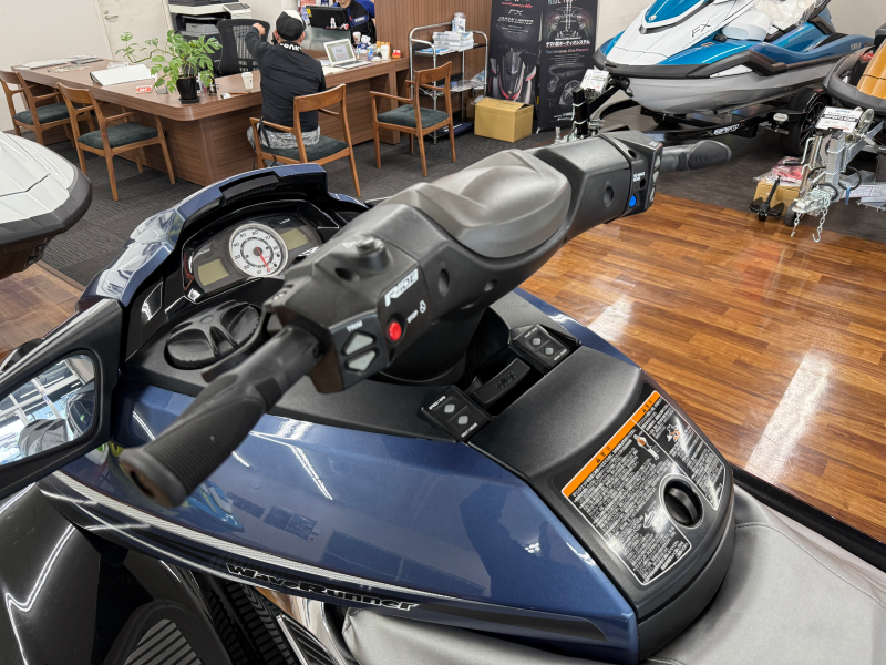 新艇中古艇販売