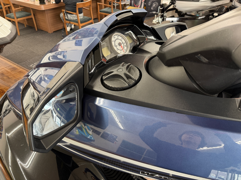 新艇中古艇販売