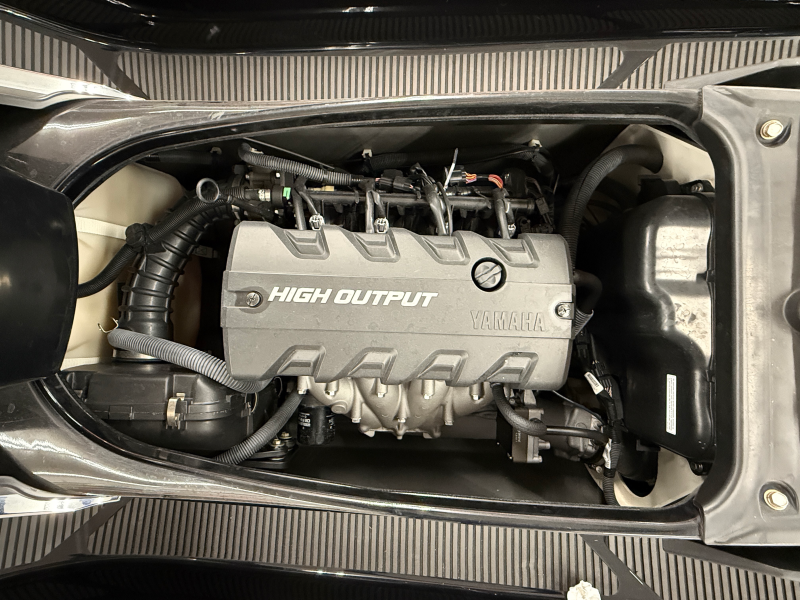 新艇中古艇販売