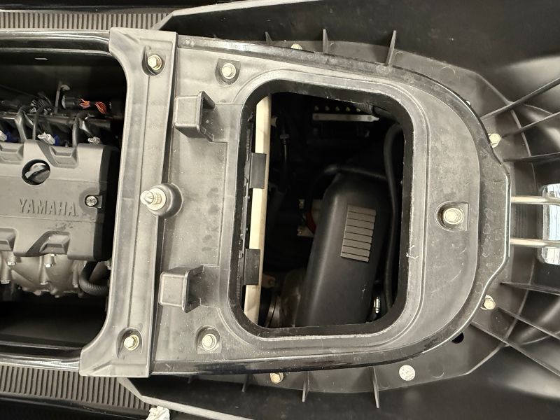 新艇中古艇販売