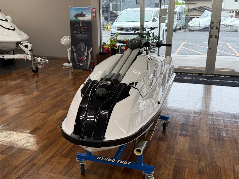 新艇中古艇販売