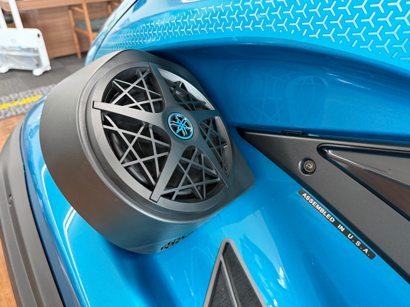 新艇中古艇販売