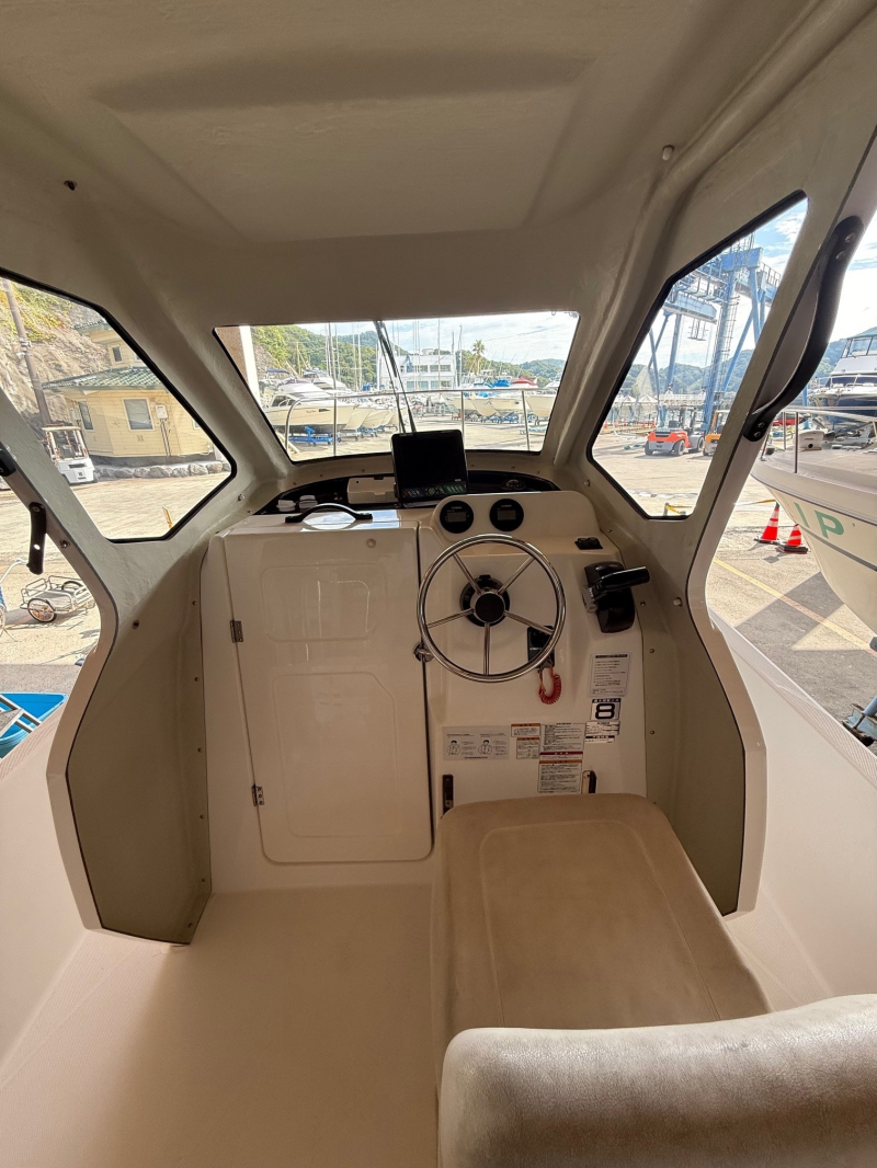 新艇中古艇販売