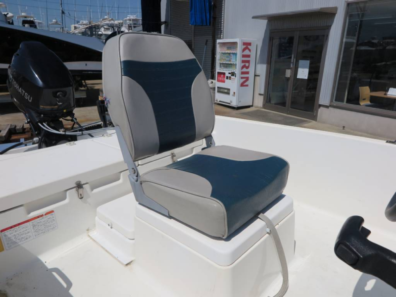 新艇中古艇販売