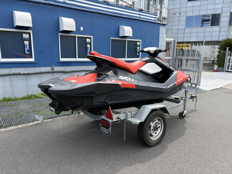 新艇中古艇販売