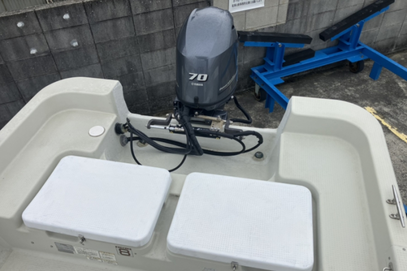 新艇中古艇販売