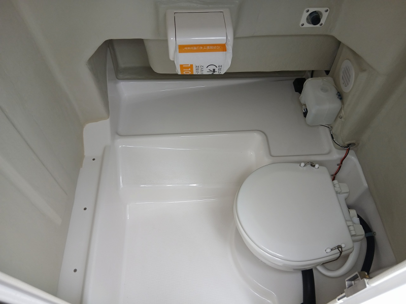 新艇中古艇販売