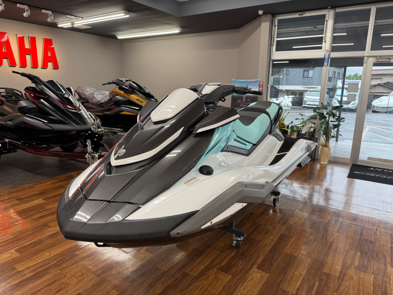 新艇中古艇販売