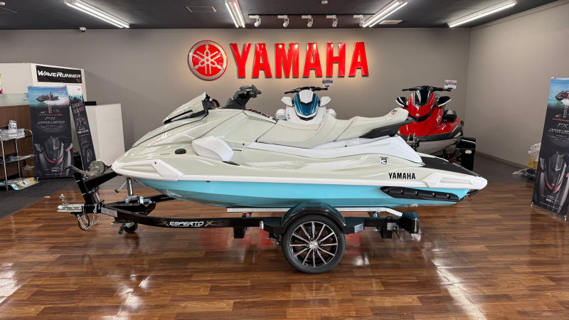 新艇中古艇販売