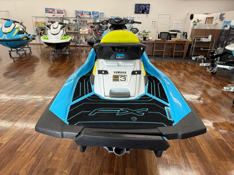 新艇中古艇販売