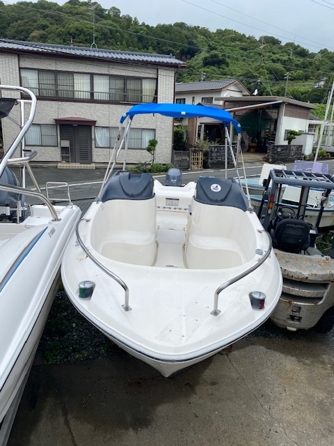 新艇中古艇販売